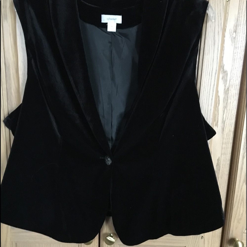 CJ. BANKS VEST